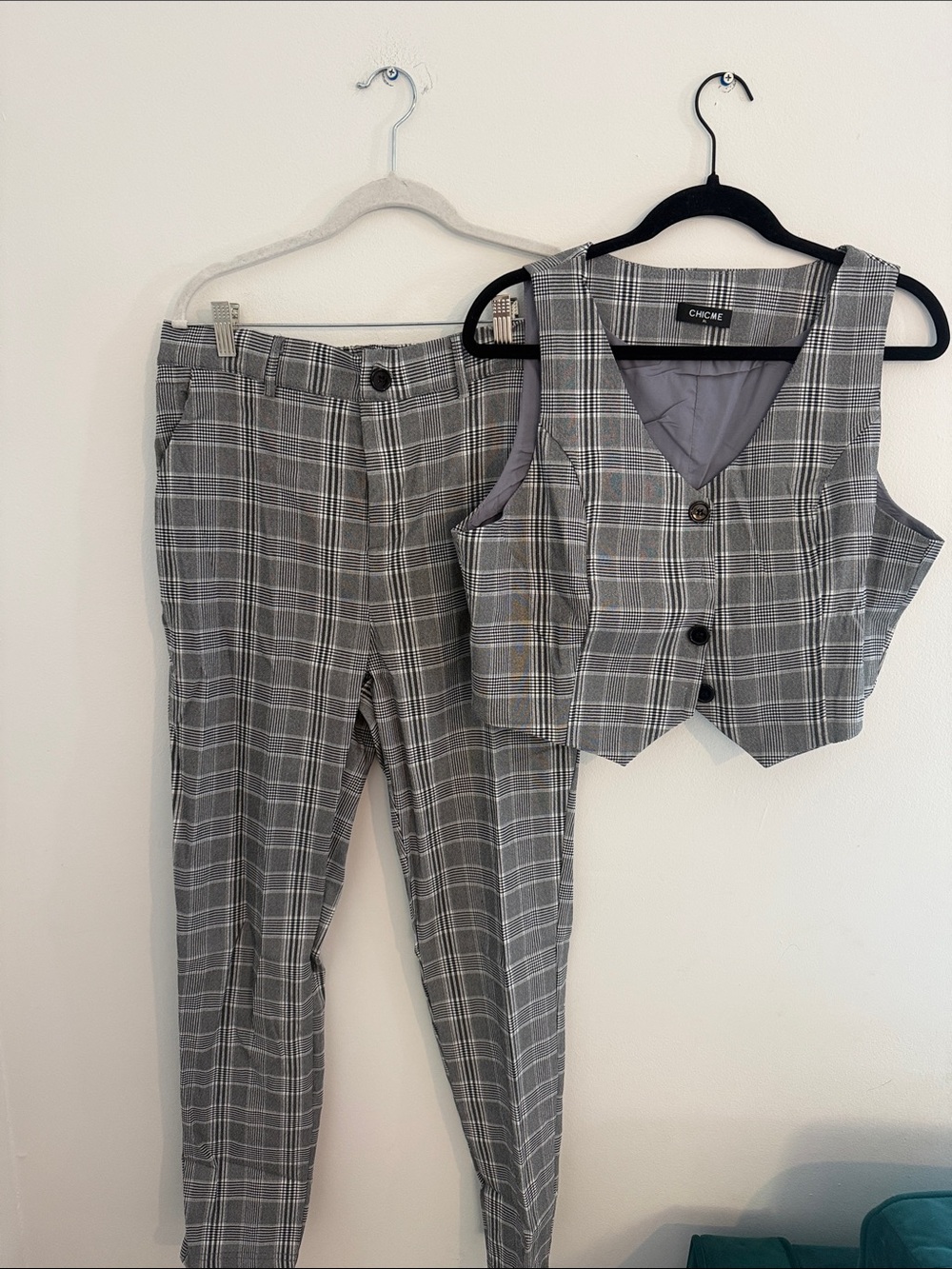 Chicme Gray Plaid Tailored Pants & Button Vest Set, Size XL